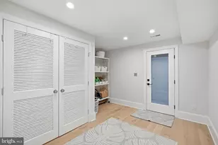2558 36th St NW, Washington, DC 20007 - Photo 30
