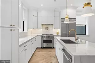 2558 36th St NW, Washington, DC 20007 - Photo 8