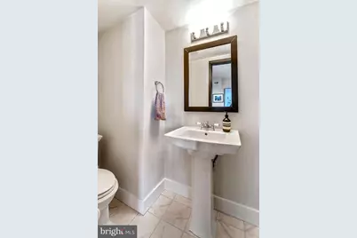 318 Todd Place NE, Washington, DC 20002 - Photo 12