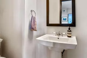 318 Todd Pl NE, Washington, DC 20002 - Photo 12