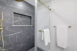 609 Harvard St NW, Washington, DC 20001 - Photo 16