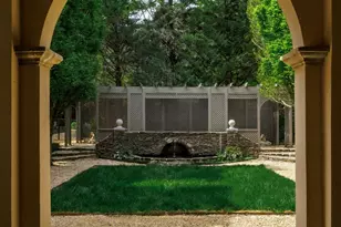 2740 Chain Bridge Rd NW, Washington, DC 20016 - Photo 40