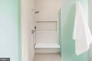 2676 Chain Bridge Rd NW, Washington, DC 20016 - Photo 32