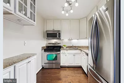 2939 Van Ness Street NW #1006, Washington, DC 20008 - Photo 18
