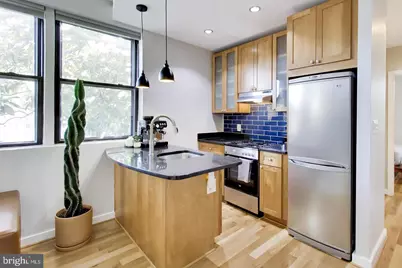 116 N Carolina Avenue SE #204, Washington, DC 20003 - Photo 10