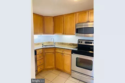 2630 Adams Mill Road NW #202, Washington, DC 20009 - Photo 8