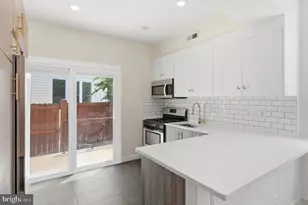 215 15th St NE, Washington, DC 20002 - Photo 18