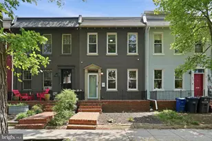 215 15th St NE, Washington, DC 20002 - Photo 1