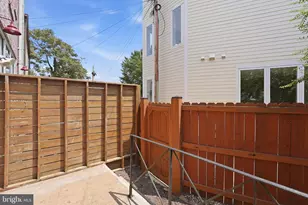215 15th St NE, Washington, DC 20002 - Photo 36