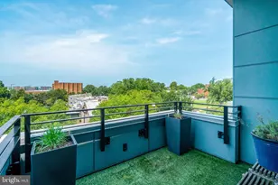 900 11th St SE, Washington, DC 20003 - Photo 8