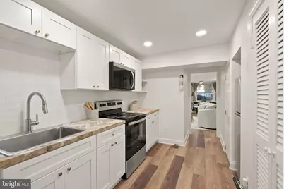 210 4th Street SE, Washington, DC 20003 - Photo 22