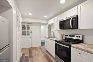 210 4th St SE, Washington, DC 20003 - Photo 24
