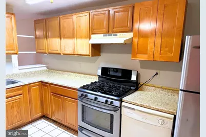 74 Galveston Place SW #C, Washington, DC 20032 - Photo 2