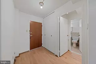 730 24th St NW, Washington, DC 20037 - Photo 18