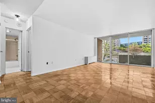 3001 Veazey Terrace NW, Washington, DC 20008 - Photo 4