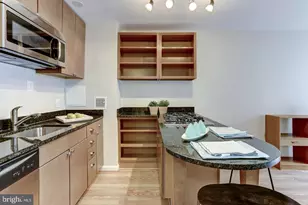 950 25th St NW, Washington, DC 20037 - Photo 18