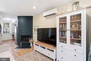19 Snows Ct NW, Washington, DC 20037 - Photo 10