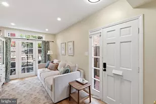 19 Snows Ct NW, Washington, DC 20037 - Photo 4