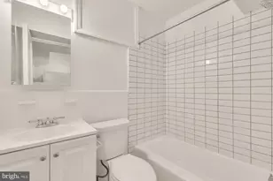 1105 16th St NE, Washington, DC 20002 - Photo 24