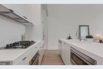 1515 K Street SE #4, Washington, DC 20003 - Photo 2