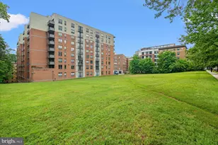 3883 Connecticut Ave NW, Washington, DC 20008 - Photo 36