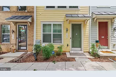 663 Anacostia Avenue NE, Washington, DC 20019 - Photo 1
