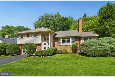 6971 32nd Street NW, Washington, DC 20015 - Photo 2
