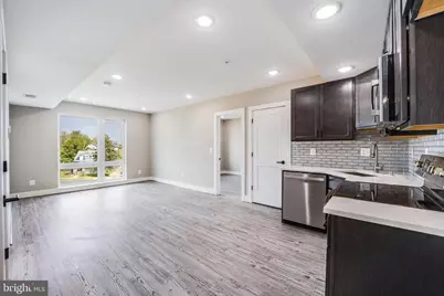1617 Rhode Island Avenue NE #501, Washington, DC 20018 - Photo 2