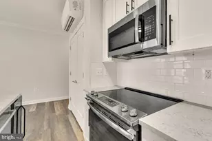 1121 24th St NW, Washington, DC 20037 - Photo 6