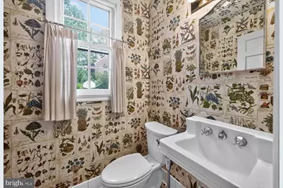 4747 Upton Street NW, Washington, DC 20016 - Photo 10