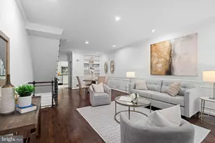 1676 32nd St NW, Washington, DC 20007 - Photo 2