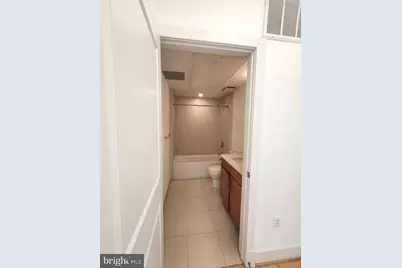 5201 Wisconsin Avenue NW #409, Washington, DC 20015 - Photo 14