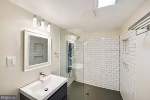 7139 Georgia Ave NW, Washington, DC 20012 - Photo 30
