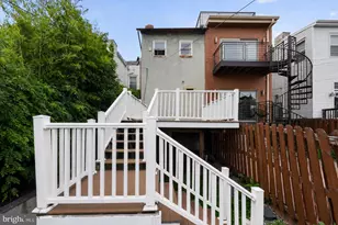 124 Bryant St NW, Washington, DC 20001 - Photo 32