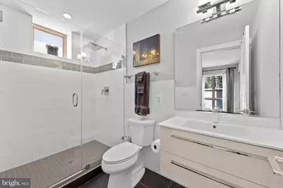 1337 K Street SE #101, Washington, DC 20003 - Photo 24