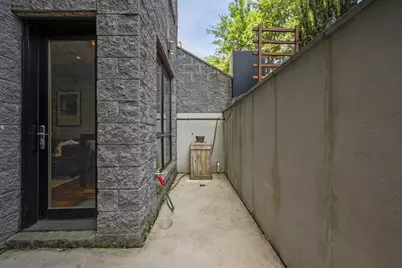 1337 K Street SE #101, Washington, DC 20003 - Photo 40