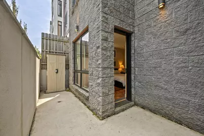 1337 K Street SE #101, Washington, DC 20003 - Photo 32