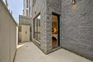 1337 K St SE, Washington, DC 20003 - Photo 32