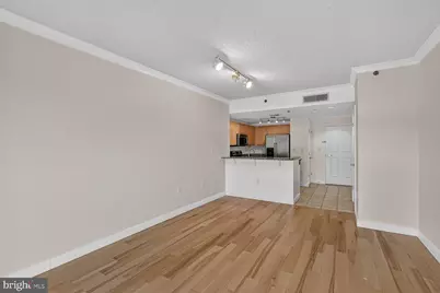 777 7th Street NW #716, Washington, DC 20001 - Photo 2