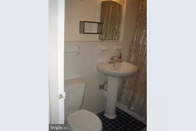 1711 Massachusetts Avenue NW #412, Washington, DC 20036 - Photo 12