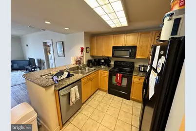 777 7th Street NW #1006, Washington, DC 20001 - Photo 2