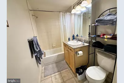 777 7th Street NW #1006, Washington, DC 20001 - Photo 8