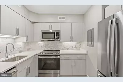 3401 38th Street NW #609-402, Washington, DC 20016 - Photo 2