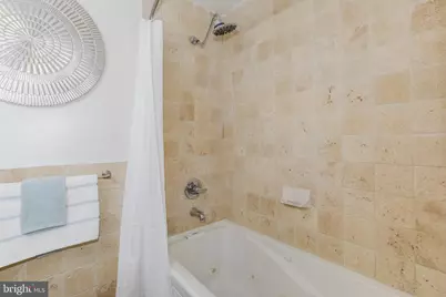 28 17th Street SE, Washington, DC 20003 - Photo 12