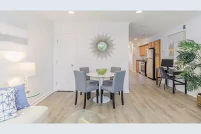 28 17th Street SE, Washington, DC 20003 - Photo 4