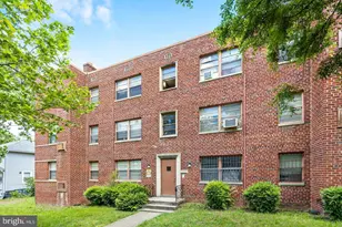 206 Trenton Pl SE, Washington, DC 20032 - Photo 2