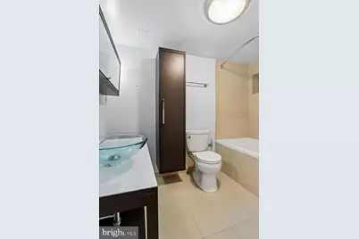 1325 18th Street NW #1002, Washington, DC 20036 - Photo 28