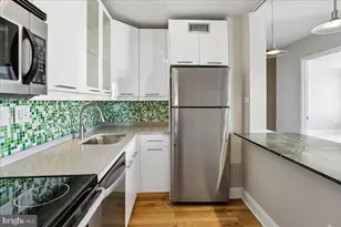 1325 18th St NW, Washington, DC 20036 - Photo 18
