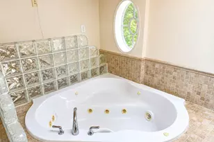 719 Farragut Pl NE, Washington, DC 20017 - Photo 18