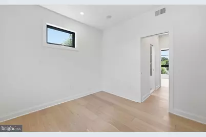 7049 Western Avenue NW, Washington, DC 20015 - Photo 28